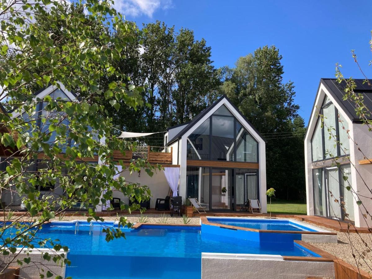 Holiday home Stunning In Swinouscie With Swimming Pool *